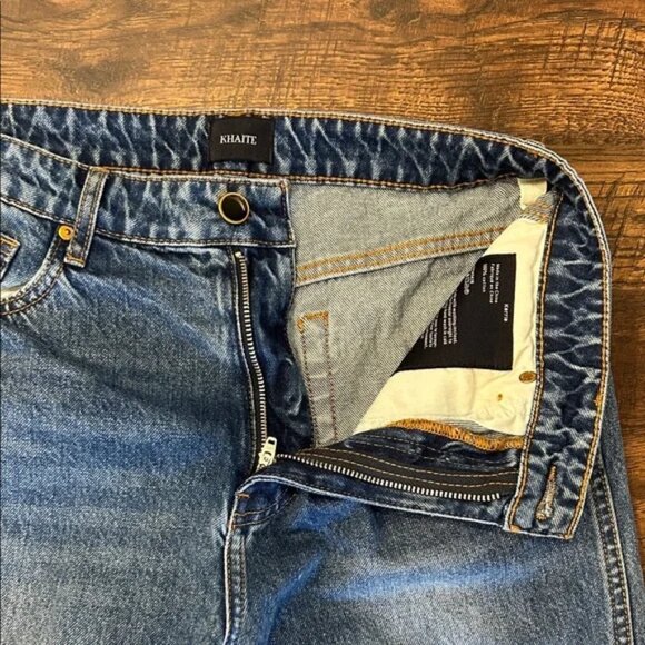 KHAITE Women’s Distressed Kerrie Jeans - Picture 2 of 5